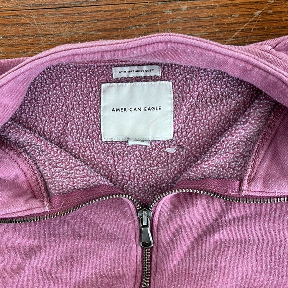 Cropped Quarter-Zip sweater - Picture 2 of 3